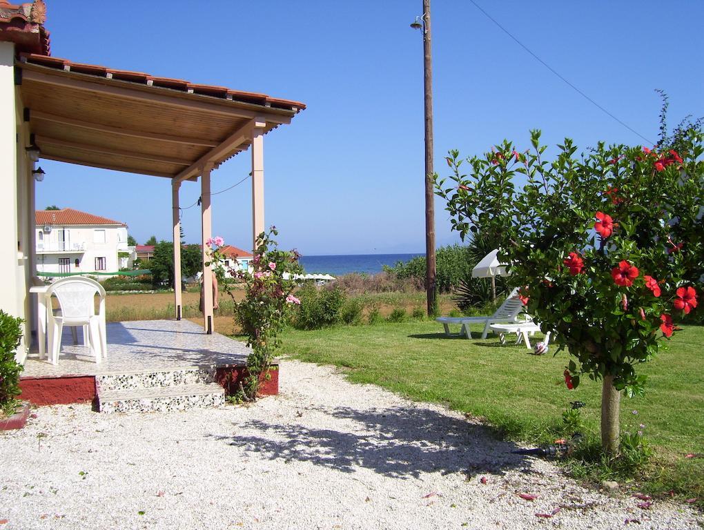 Beach Bungalows Kypseli Room photo